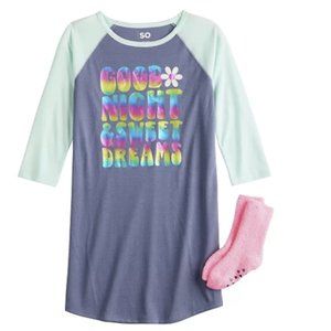 SO SPORTY RAGLAN NIGHTGOWN WITH SOCKS SIZE XXS (4/5) #K35